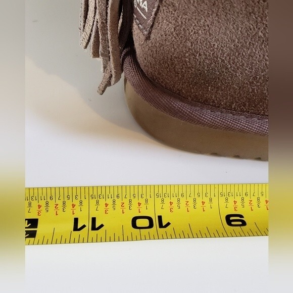 Koolaburra by Ugg Jaelyn Mini Gray/Brown Suede Boot - Picture 10 of 12